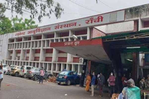 झारखंड में आयुष्मान भारत योजना में करोड़ों बकाया, कई अस्पतालों में इलाज बंद